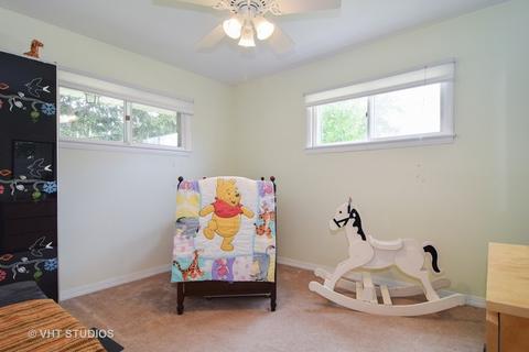 1160 Apple St, Hoffman Estates, IL 60169 photo 10