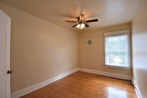 113 Lovell St, Elgin, IL 60120 photo 14