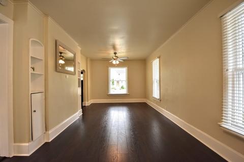 113 Lovell St, Elgin, IL 60120 photo 5