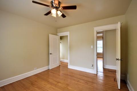 113 Lovell St, Elgin, IL 60120 photo 13