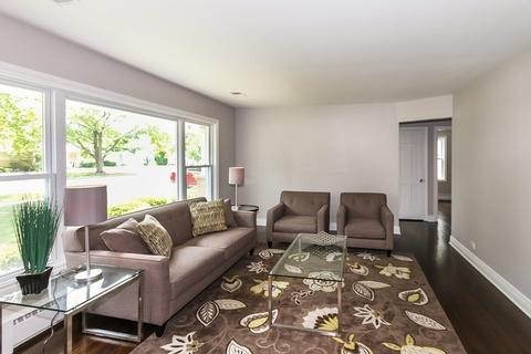 1774 E Lincoln Ave, Des Plaines, IL 60018 photo 4