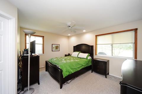 1404 Shore Ct #D1, Wheeling, IL 60090 photo 6