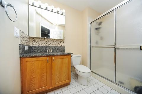 1404 Shore Ct #D1, Wheeling, IL 60090 photo 7