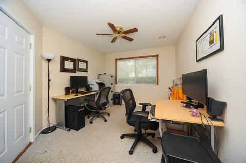 1404 Shore Ct #D1, Wheeling, IL 60090 photo 8
