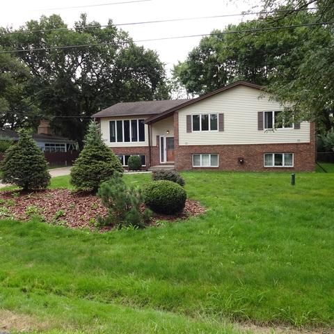 9533 Forest Pl, Des Plaines, IL 60016 photo 2