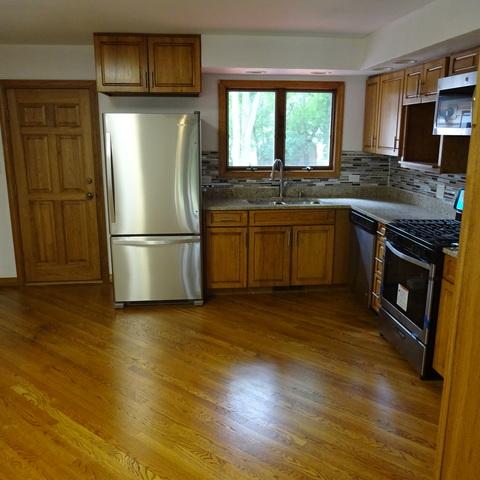 9533 Forest Pl, Des Plaines, IL 60016 photo 8