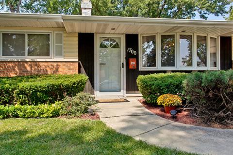 1700 Pierce Rd, Hoffman Estates, IL 60169 photo 2