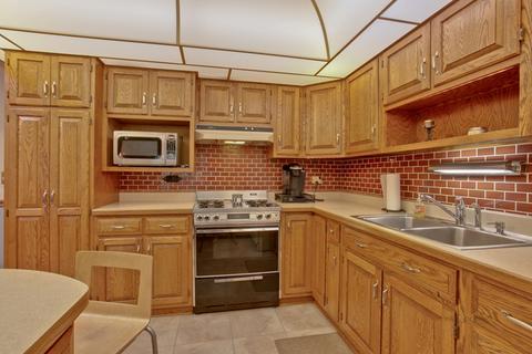 1700 Pierce Rd, Hoffman Estates, IL 60169 photo 15