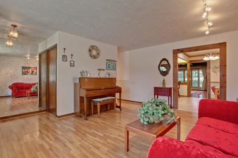 1700 Pierce Rd, Hoffman Estates, IL 60169 photo 5
