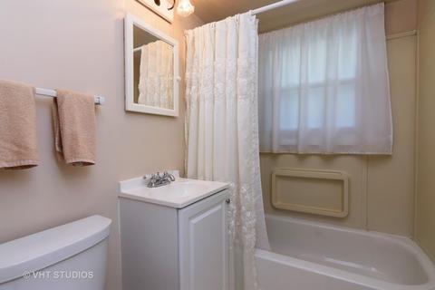 2412 Campbell St, Rolling Meadows, IL 60008 photo 9