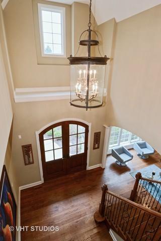630 S Sleight St, Naperville, IL 60540 photo 2