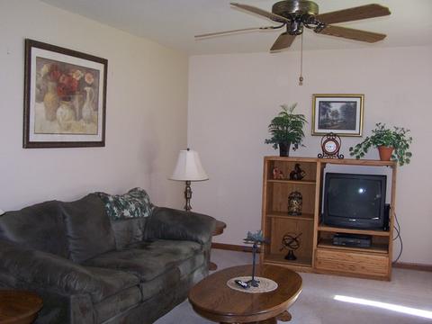 5217 Meadow St, Mchenry, IL 60051 photo 3