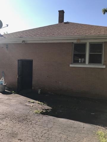 1519 Maple Rd, Joliet, IL 60432 photo 2