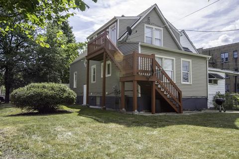 7840 S Champlain Ave, Chicago, IL 60619 photo 3