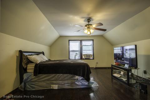 7840 S Champlain Ave, Chicago, IL 60619 photo 8