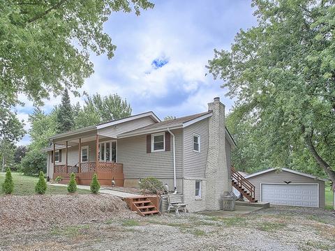 1381 E 2250 North Rd, White Heath, IL 61884 photo 1