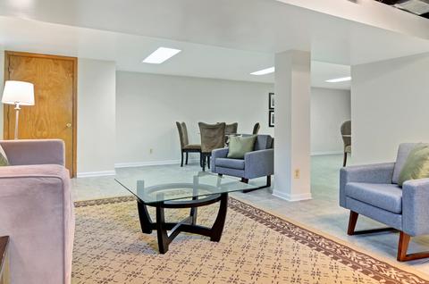6647 Bentley Ave, Willowbrook, IL 60527 photo 25
