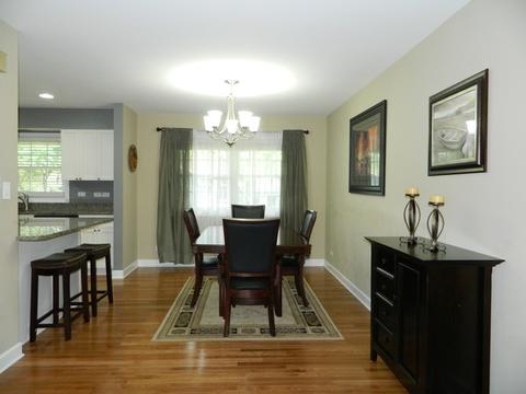 4160 Hudson Dr, Hoffman Estates, IL 60192 photo 8