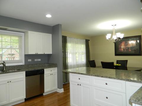 4160 Hudson Dr, Hoffman Estates, IL 60192 photo 11