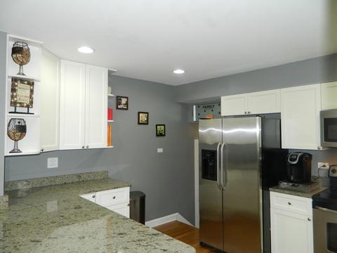 4160 Hudson Dr, Hoffman Estates, IL 60192 photo 12