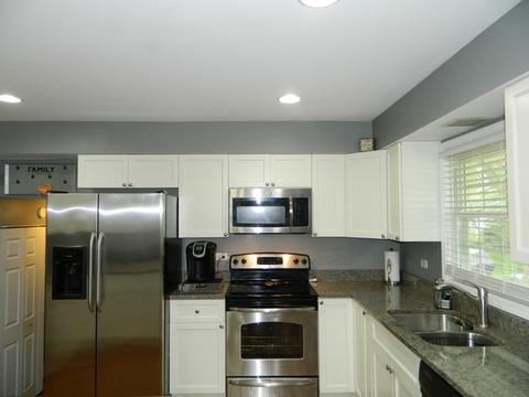 4160 Hudson Dr, Hoffman Estates, IL 60192 photo 10