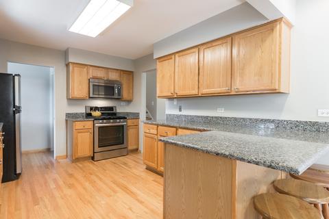 312 Robin Hill Dr, Naperville, IL 60540 photo 14