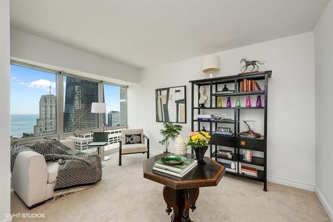 100 E Huron St #2402, Chicago, IL 60611 photo 11