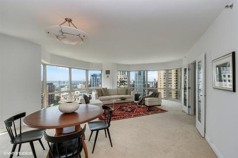 100 E Huron St #2402, Chicago, IL 60611 photo 3