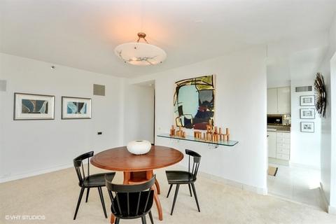100 E Huron St #2402, Chicago, IL 60611 photo 7