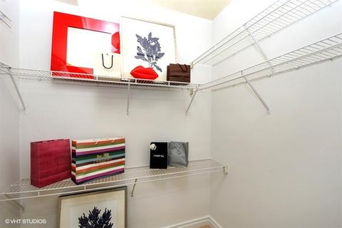100 E Huron St #2402, Chicago, IL 60611 photo 10