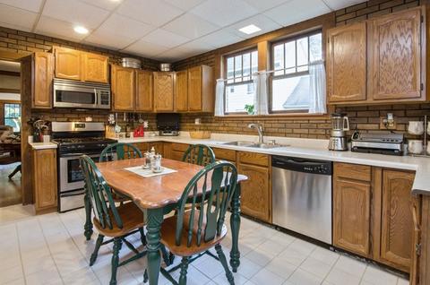 1026 Center St, Elgin, IL 60120 photo 7