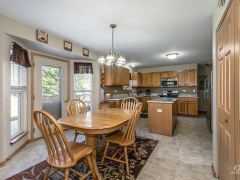 2103 Fairfield Dr, Plainfield, IL 60586 photo 7