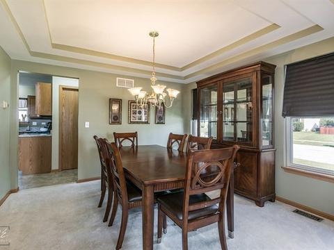 2103 Fairfield Dr, Plainfield, IL 60586 photo 5