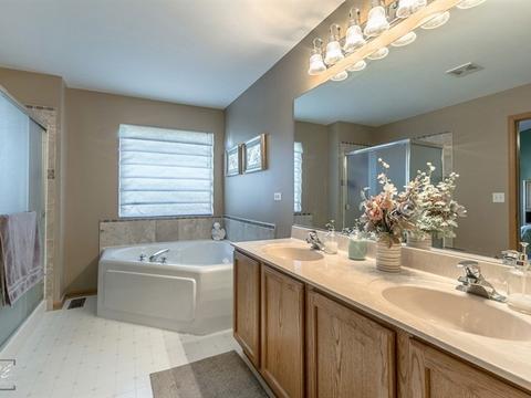2103 Fairfield Dr, Plainfield, IL 60586 photo 18