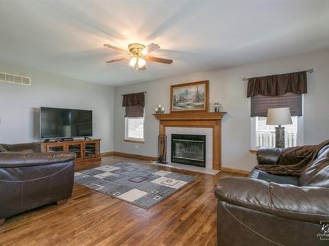 2103 Fairfield Dr, Plainfield, IL 60586 photo 12