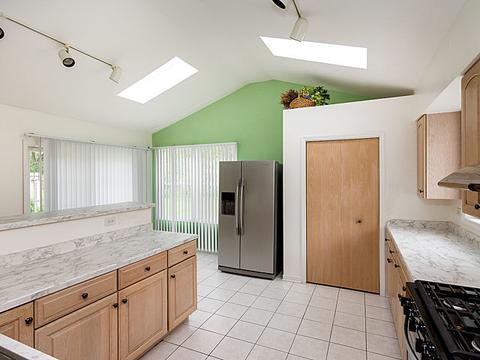 1421 Stonegate Rd, Naperville, IL 60540 photo 6