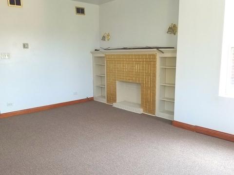 1523 E 71st Pl, Chicago, IL 60619 photo 3