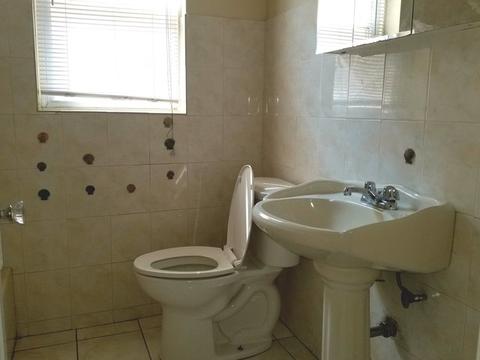 1523 E 71st Pl, Chicago, IL 60619 photo 7
