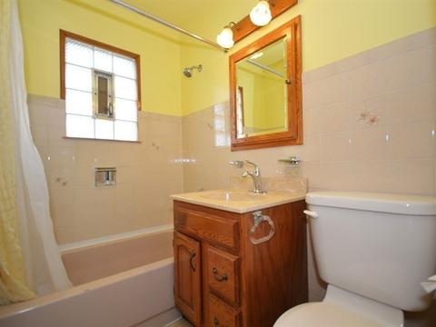 8215 44th Pl, Lyons, IL 60534 photo 19