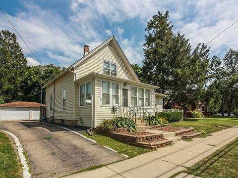 813 Preston Ave, Elgin, IL 60120 photo 1