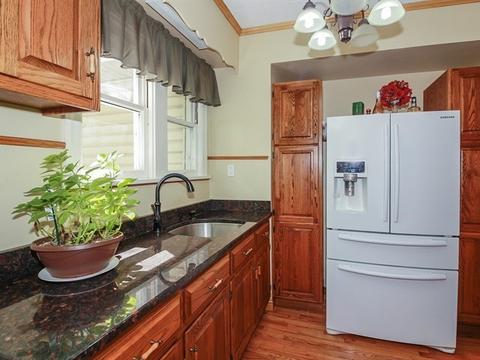 813 Preston Ave, Elgin, IL 60120 photo 12