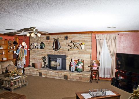 649 S Main St, Georgetown, IL 61846 photo 25