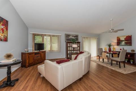 1202 Waltham Ln, Bartlett, IL 60103 photo 6