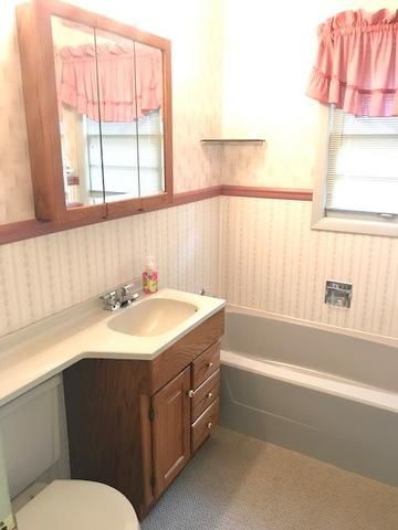 1112 Douglas Ter, Dixon, IL 61021 photo 12