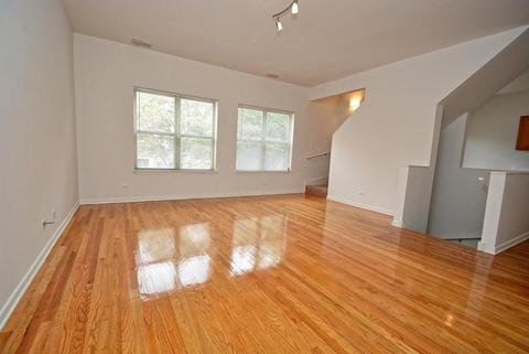 1136 E 46th St, Chicago, IL 60653 photo 4