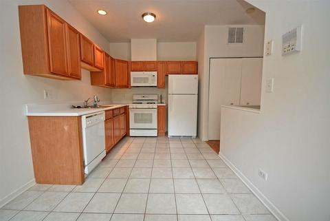 1136 E 46th St, Chicago, IL 60653 photo 6