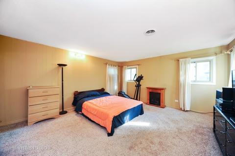 85 E Dennis Rd, Wheeling, IL 60090 photo 6