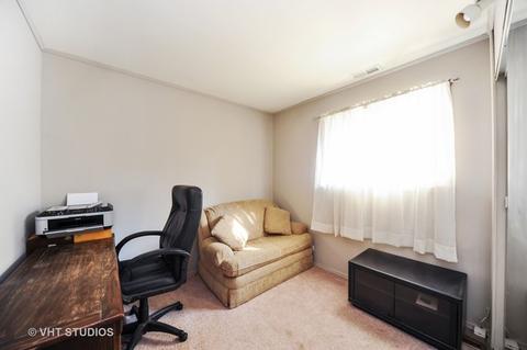 85 E Dennis Rd, Wheeling, IL 60090 photo 8