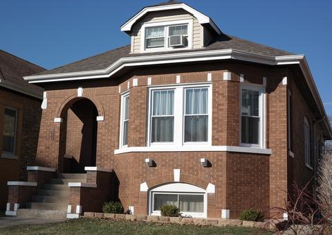 5746 N Mango Ave, Chicago, IL 60646 photo 1