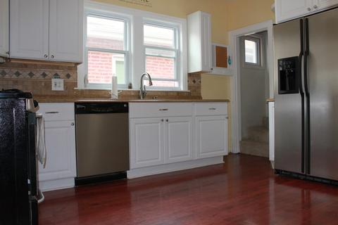 5746 N Mango Ave, Chicago, IL 60646 photo 12